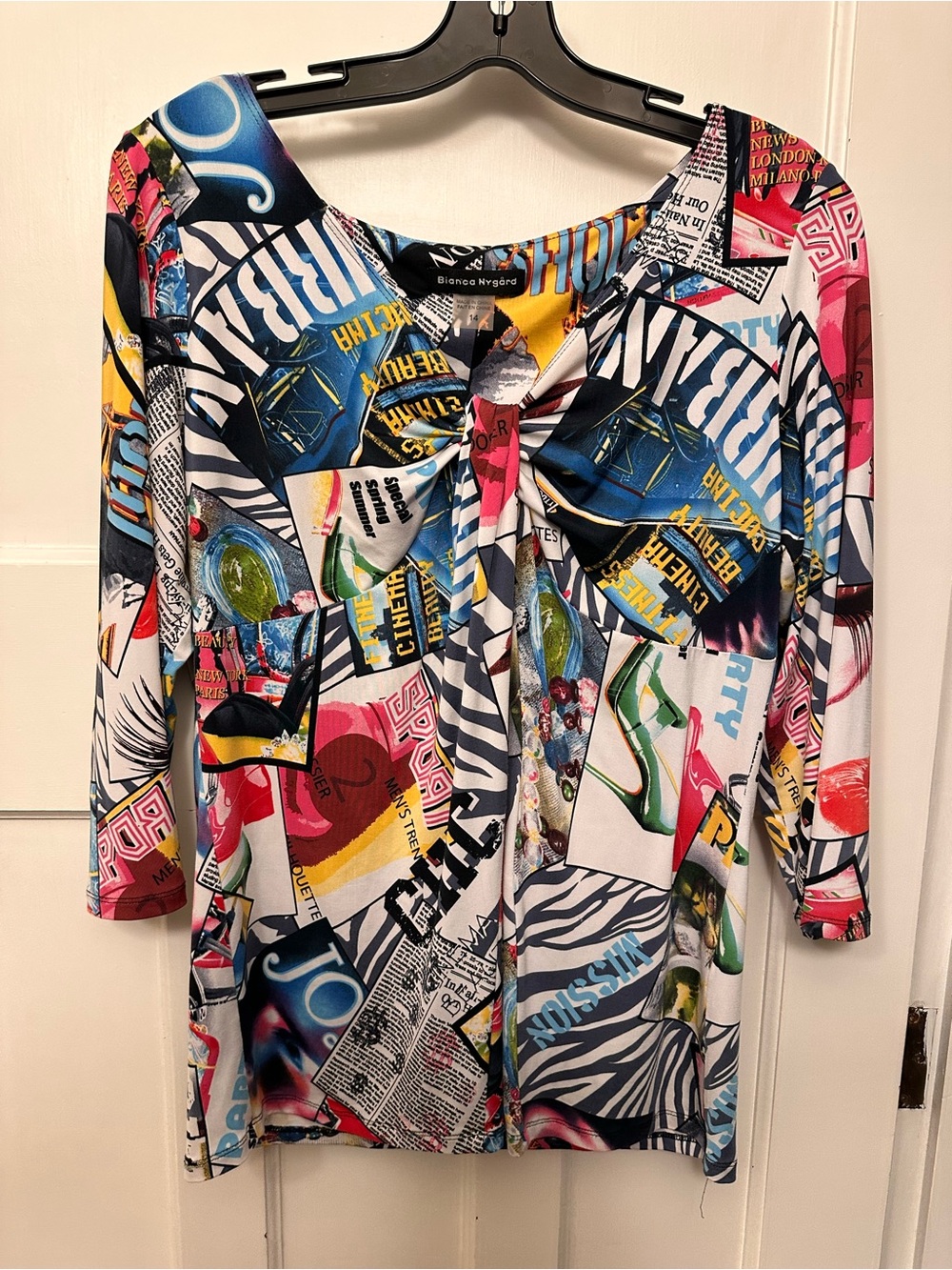 ⭐️ Bianca Nygard 14 Knot-Front Long Sleeve Tee
